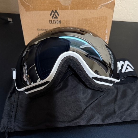 Elevon Ski Snowboard Goggles for Unisex (Men / Women) Adult UV Protection - Picture 7 of 11